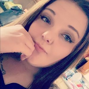 Meet your Posher, Lynsey